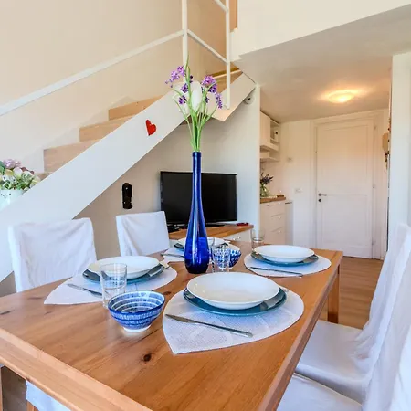 Apartment Centro, Elegante Loft Con Piscina
