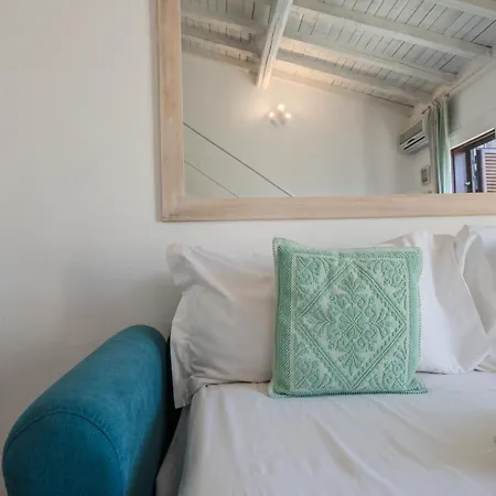 Apartment Centro, Elegante Loft Con Piscina Porto Rotondo